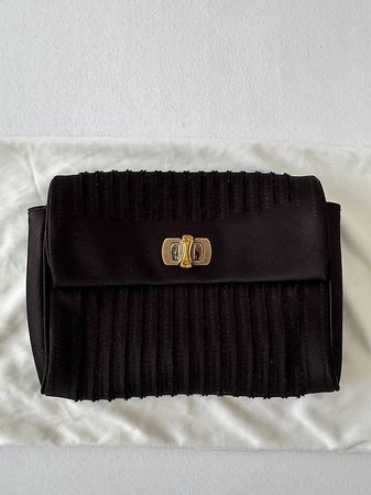 Pochette en Satin Nina Ricci