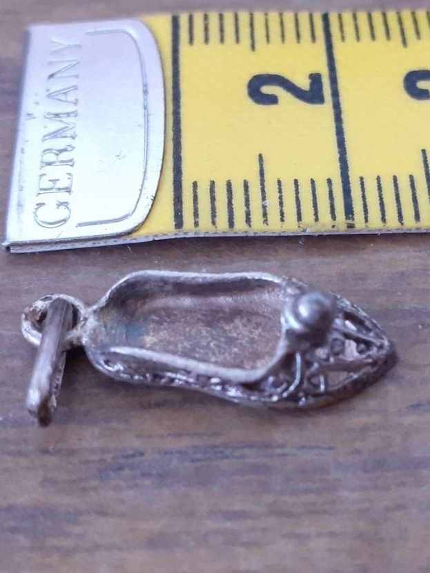 Anhänger: Anhänger Bettelarmband Silber Schuh antik – Gebraucht aus Mörschwil von wunderkiste44 5