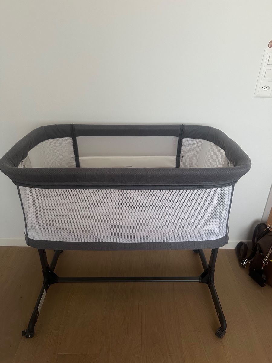 Letti: Babybett mit Matratze  – Usato da Oberhasli venduto da vinu.5