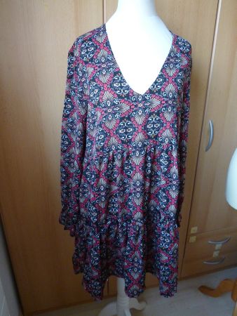 leichtes, schöne Kleid von  FADDA Gr. L