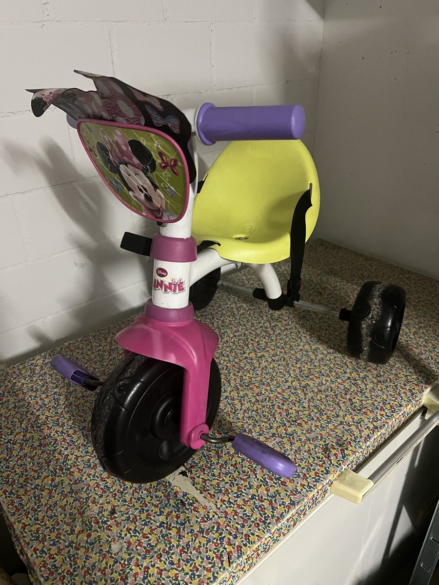 Veicoli per bambini: Smoby Minnie Mouse Dreirad – Usato da Grafstal venduto da M89t