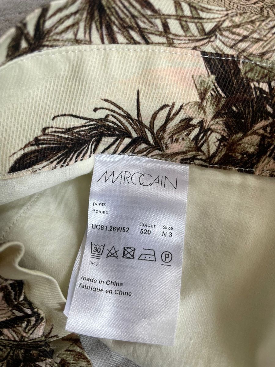 Marc Cain Pantaloni: Pantalon Marccain, Imprimé Tropical – Usato da Vuippens venduto da ale_6gkb 6