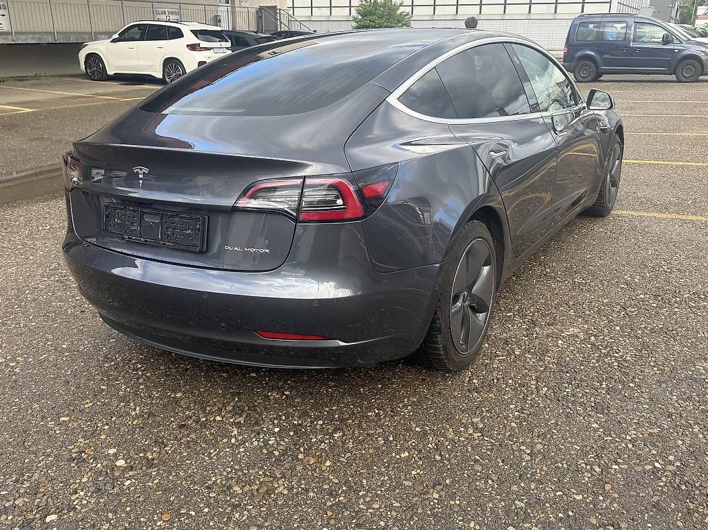 Tesla Automobili: Tesla Model 3 Long Range – Usato da Dietikon venduto da duk_bxk9 2