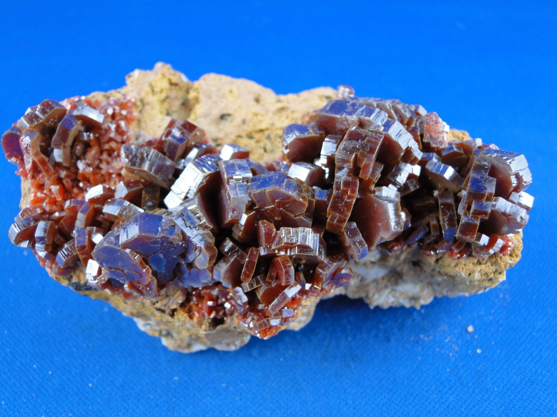 Mineralien & Heilsteine: Vanadinit – Gebraucht aus Schinznach Bad von Demerald