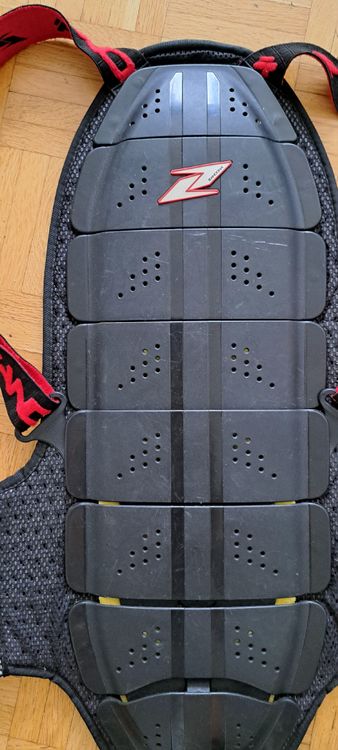 Protections: Rückenprotektor Grösse L – D'occasion à Thun par filluson 2
