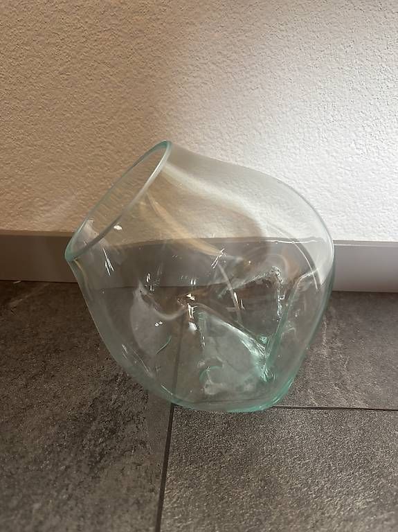 Vase & Récipients: Kleine Vase – D'occasion à Unteriberg par wg52 4