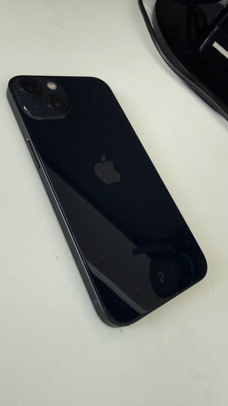 Apple Handys / Smartphones: Iphone 13 noir, 128 GB – Gebraucht aus La Neuveville von ism_8qnt 1