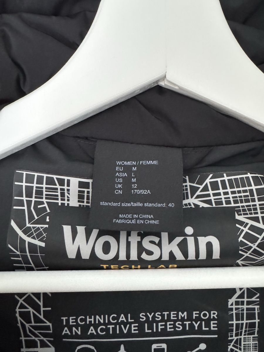 Jack Wolfskin Giacche: NEUE Schwarze Jack Wolfskin Winterjacke – Nuovo (secondo la descrizione) da Dübendorf venduto da kat_v59k 3