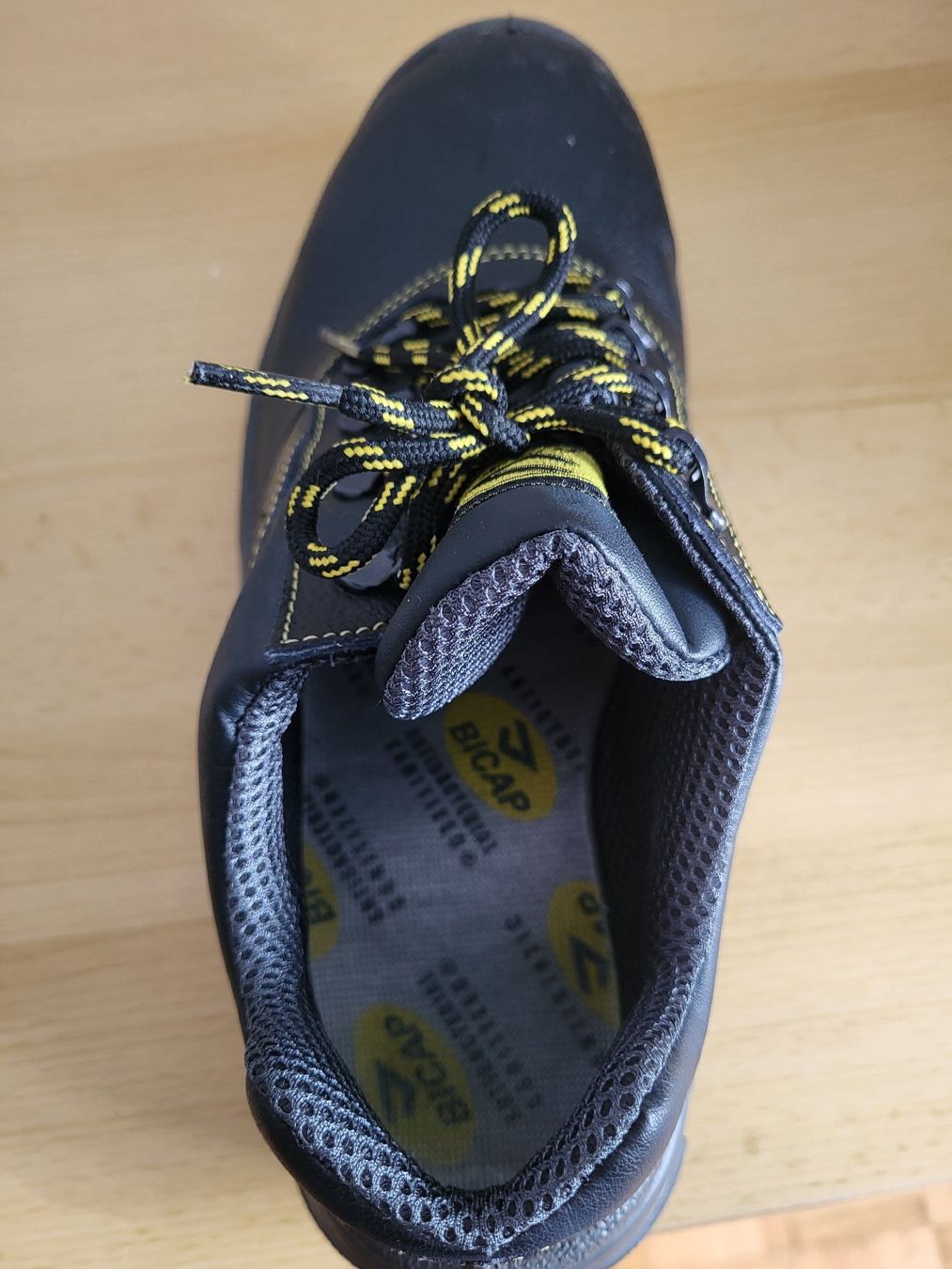 Scarpe da uomo: chaussures de sécurité – Nuovo e nell'imballaggio originale da Morlon venduto da yan_y92p 1
