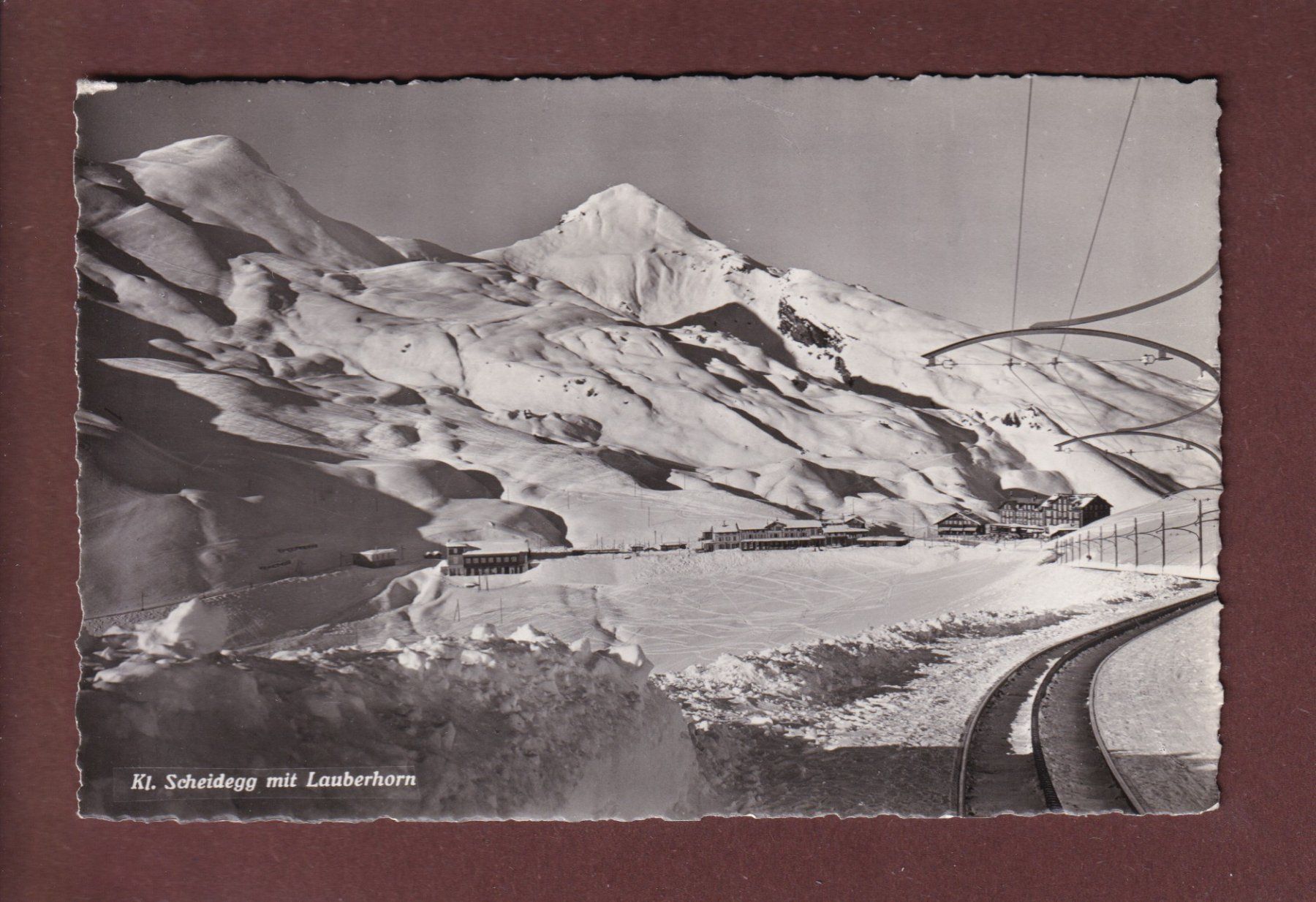 Cartoline postali: KLEINE SCHEIDEGG - Lauberhorn – Usato da Pully venduto da nicecards