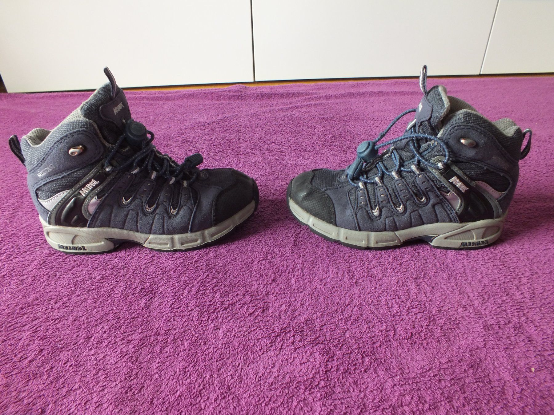 Meindl Scarpe per ragazzi: Meindl Wanderschuh / Schuhe,  Junior Mid GTX in Gr. 30 – Usato da Müllheim Dorf venduto da Seeeule01 6