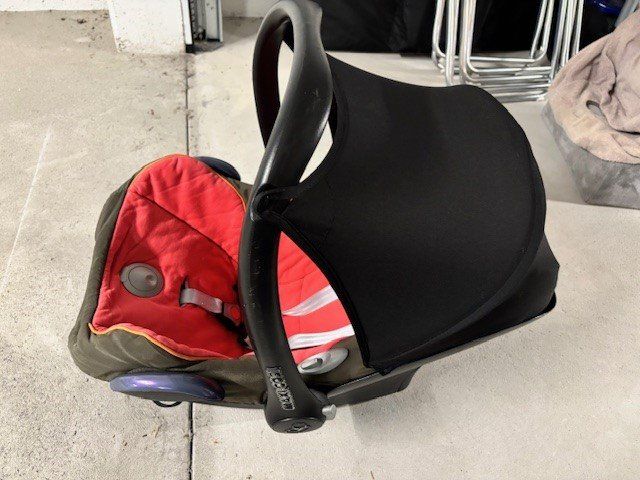 Maxi-Cosi Auto-Kindersitze: Kindersitz mit Schale und Isofix – Gebraucht aus Sonterswil von bta_ok 2