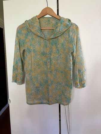 Nile Bluse mit Kapuze S, aktuell