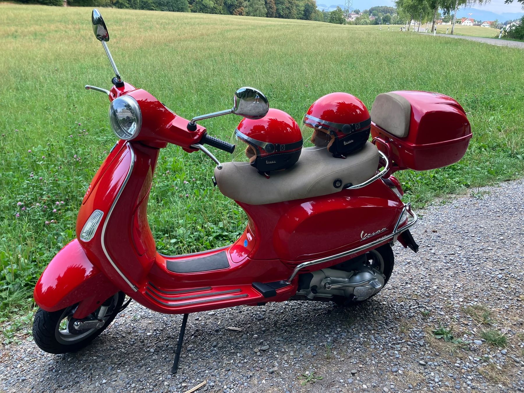 Piaggio Strasse: Piaggio Vespa LX 125 Roller – Gebraucht aus Bertschikon Gossau von 0786905727