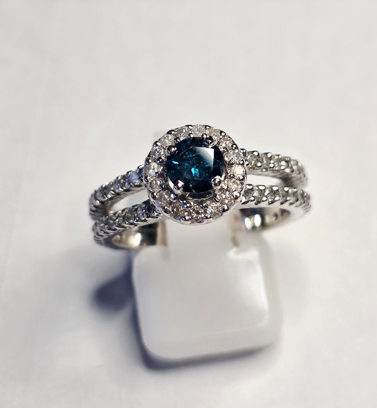 Ringe: Weissgold mit blauem Diamant Ring – Neu (gemäss Beschreibung) aus Zürich von benedikt12 2
