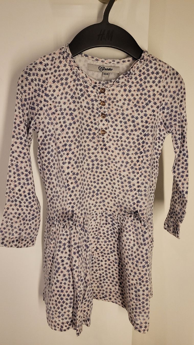 Vestiti & Gonne: Kleid von Inside Grösse 104 – Usato da Meierskappel venduto da Melebo 2