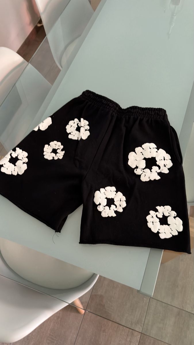 Pantaloni: Short denim Tears taille L – Nuovo (secondo la descrizione) da Bramois venduto da thomaasv2 1