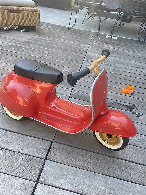 Veicoli per bambini: Laufrad / Kleinkind Vespa  – Usato da Verscio venduto da Iliw