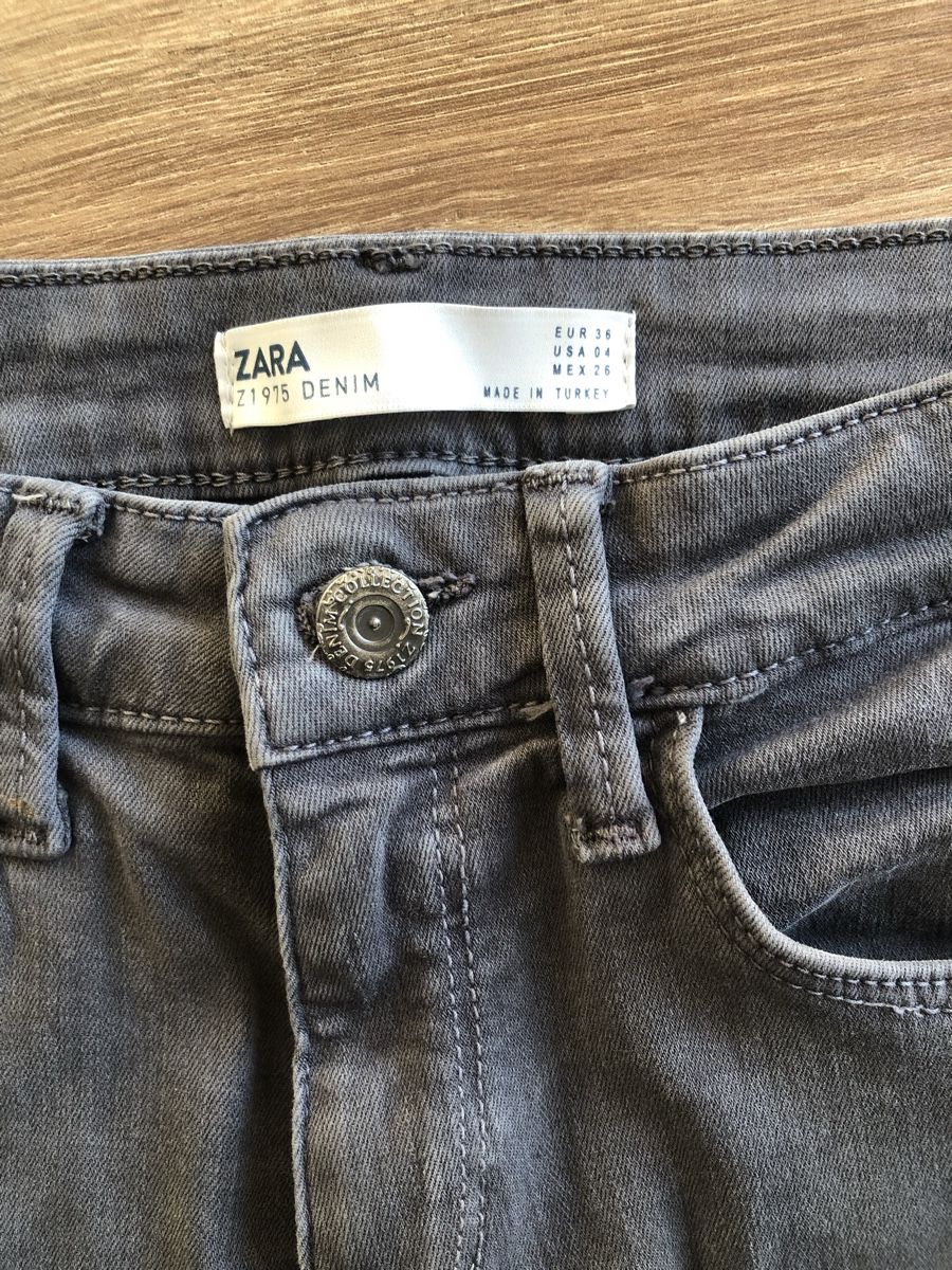 Zara Pantaloni: Jeans Zara mit Glitter – Usato da Wiesendangen venduto da fed_jsw7 2