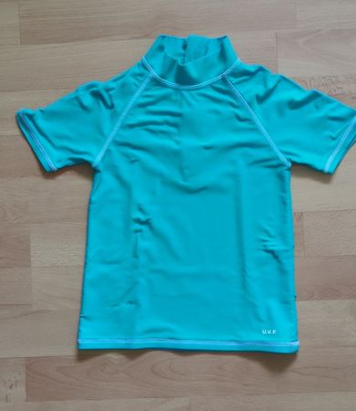 Bade T-Shirt türkis Grösse 110/116 guter Zustand