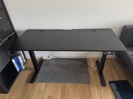 Schreibtisch höhenverstellbar schwarz 