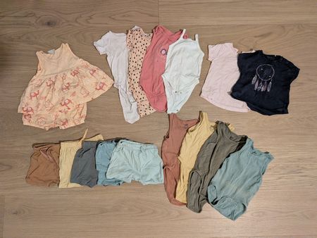 Baby Sommerkleidung Set gemischt Grösse 74/80