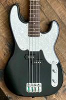 Mike Dirnt Squier by Fender Precision Bass - nur 3,4 kg Top!