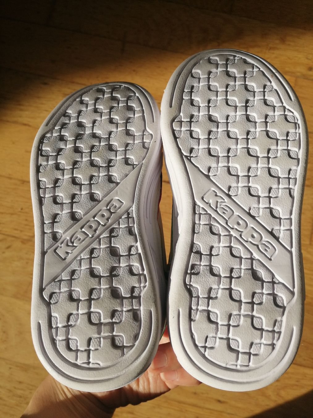 Scarpe per ragazze: Kinder Sneaker Gr. 25 – Usato da Oensingen venduto da jia_gs8g 2