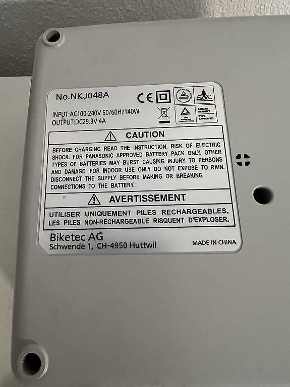 Flyer Chargeurs: Flyer Ladegerät 26Volt – D'occasion à Derendingen par AABB 1