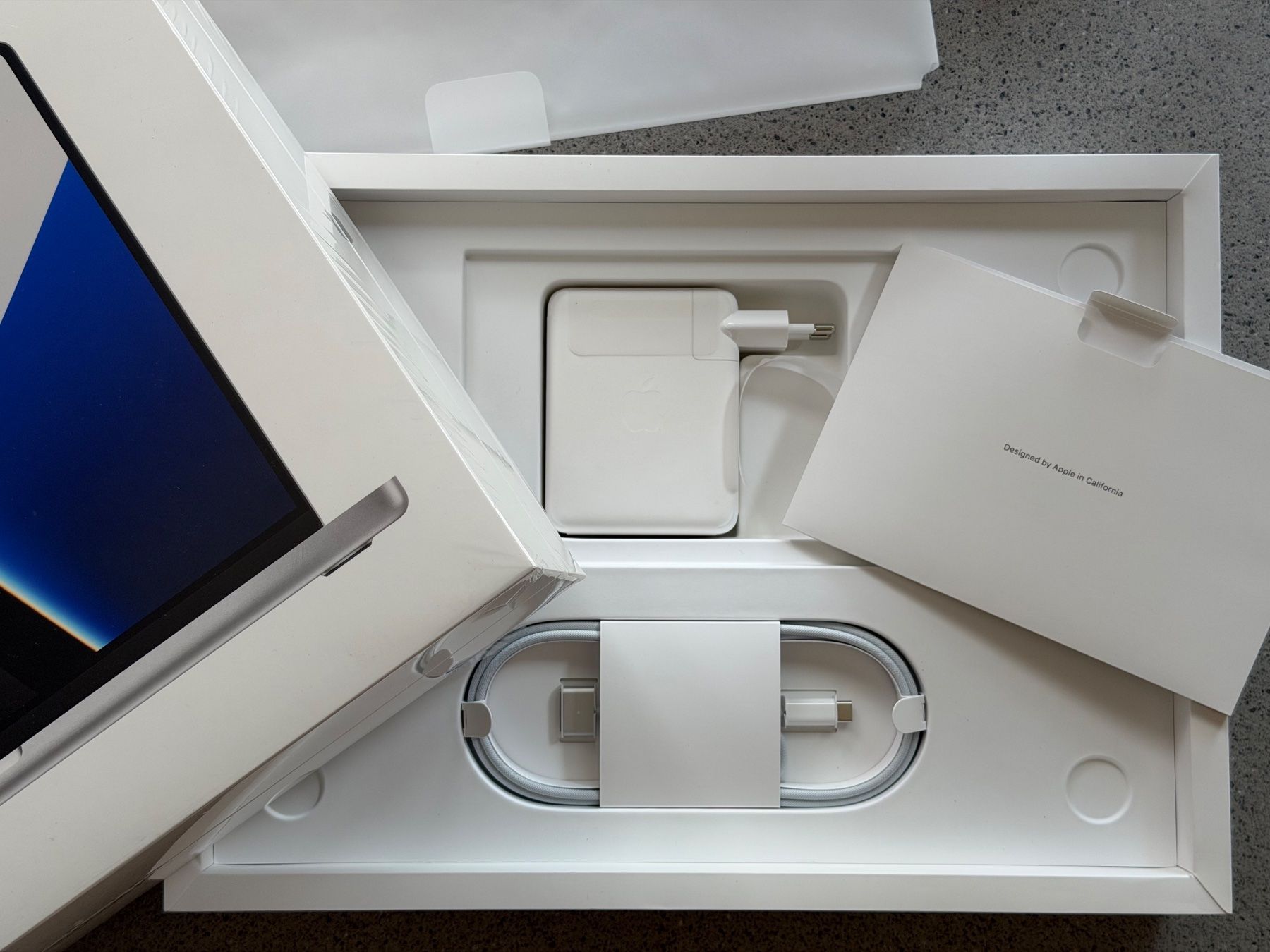 Apple Notebook: MacBook Pro 16" M1 Max - 32GB, 2TB – Usato da La Chaux (Cossonay) venduto da mathieubesson 8
