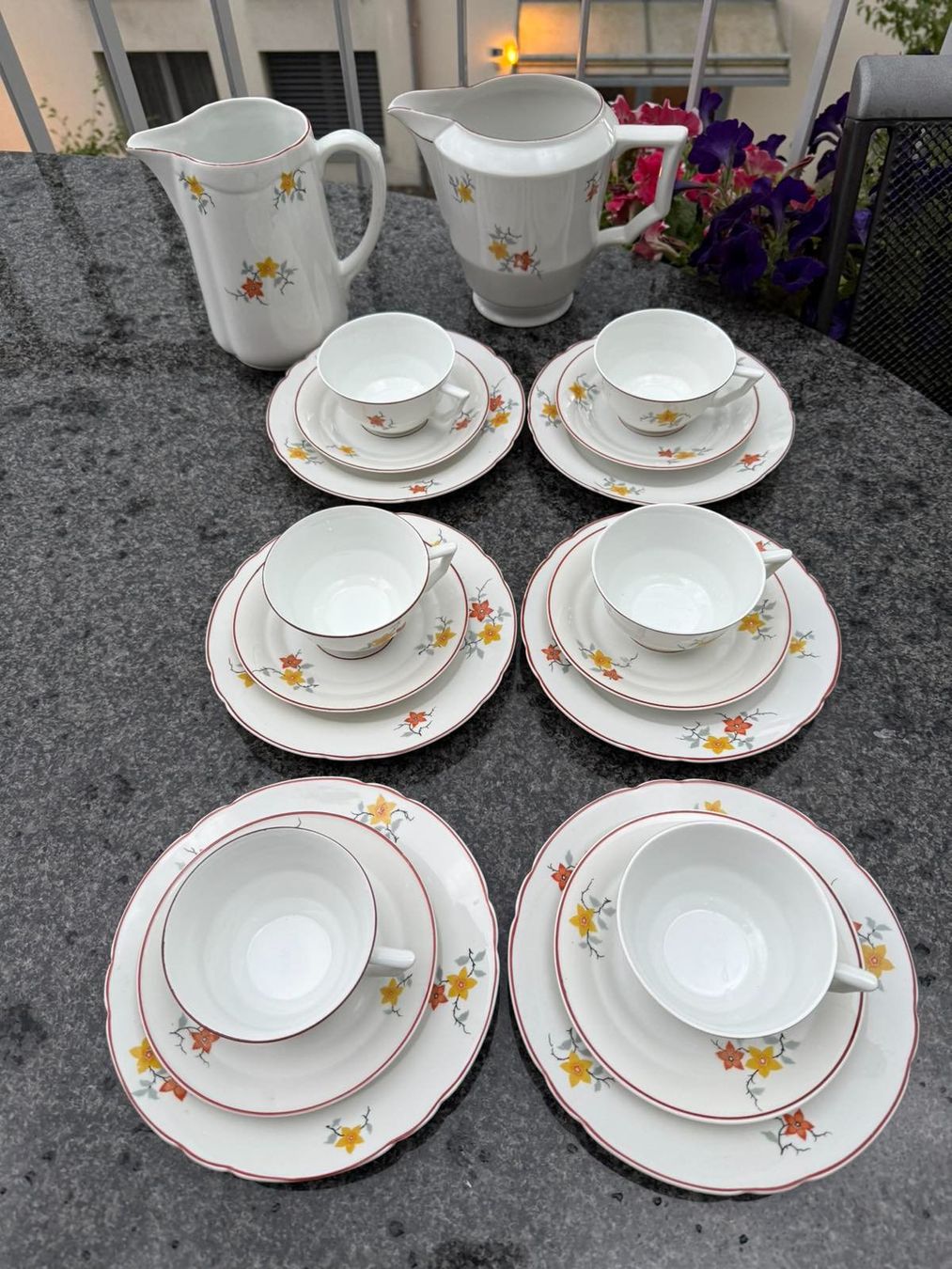 Set di piatti: TEESET SUISSE LANGENTHAL 6 PERSONEN – Usato da Weisslingen venduto da Harbin