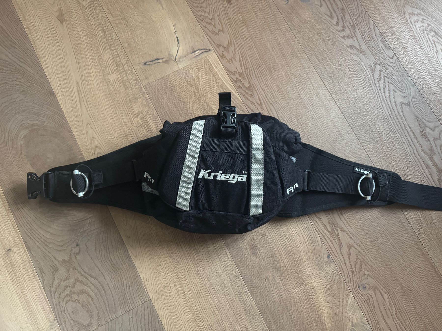 Kriega Zaini: Kriega R11 Motorrad Beckensack – Usato da Kilchberg ZH venduto da allambo