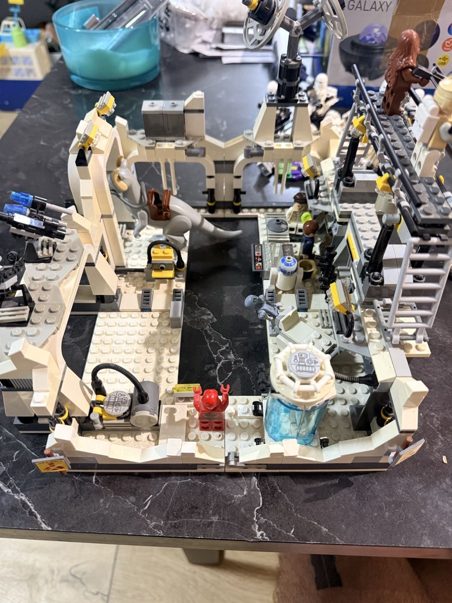 Lego Jeux de construction: Lots lego star wars hoth  – D'occasion à Pomy par Asw.luxury 1