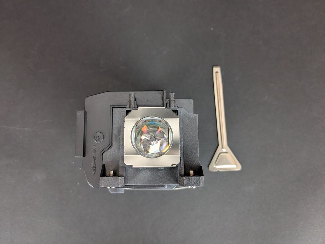 Epson Proiettori: EPSON Beamerlampe ELPLP85 – Nuovo (secondo la descrizione) da Thun venduto da Restwert_Thun 1