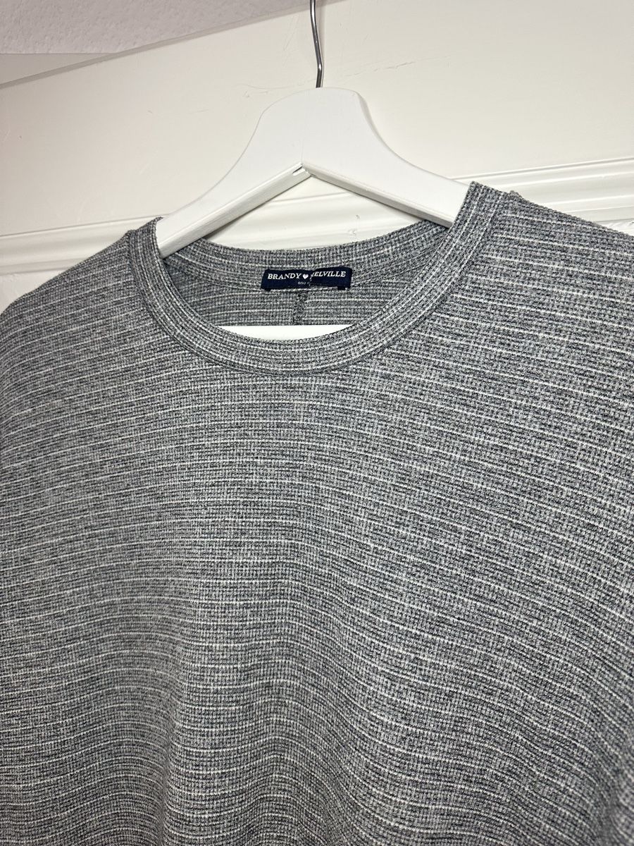 Brandy Melville T-shirt: Brandy Melville Shirt One Size – Nuovo (secondo la descrizione) da Uetikon am See venduto da jael_87 1