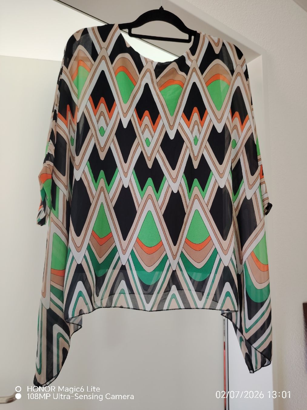 Blusen: Bluse Damen Muster Grösse L Neu – Neu und originalverpackt aus St. Gallen von ran_wtf9 1
