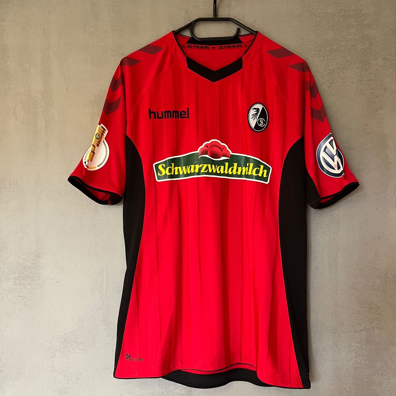 Nike Leibchen & Hosen: Sc Freiburg Abrashi Hummel Cup – Gebraucht aus Winterthur von LaBodega