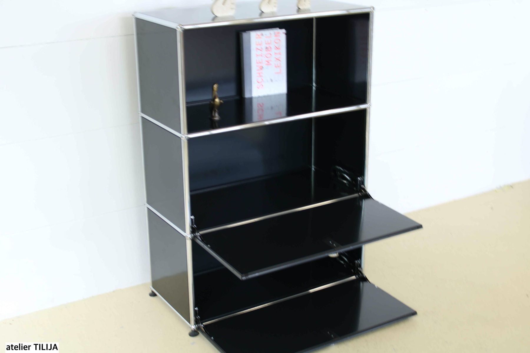 USM Cassettiere: USM Sideboard, Lieferung & Umbau möglich – Usato da Meinisberg venduto da atelier_TILIJA 8