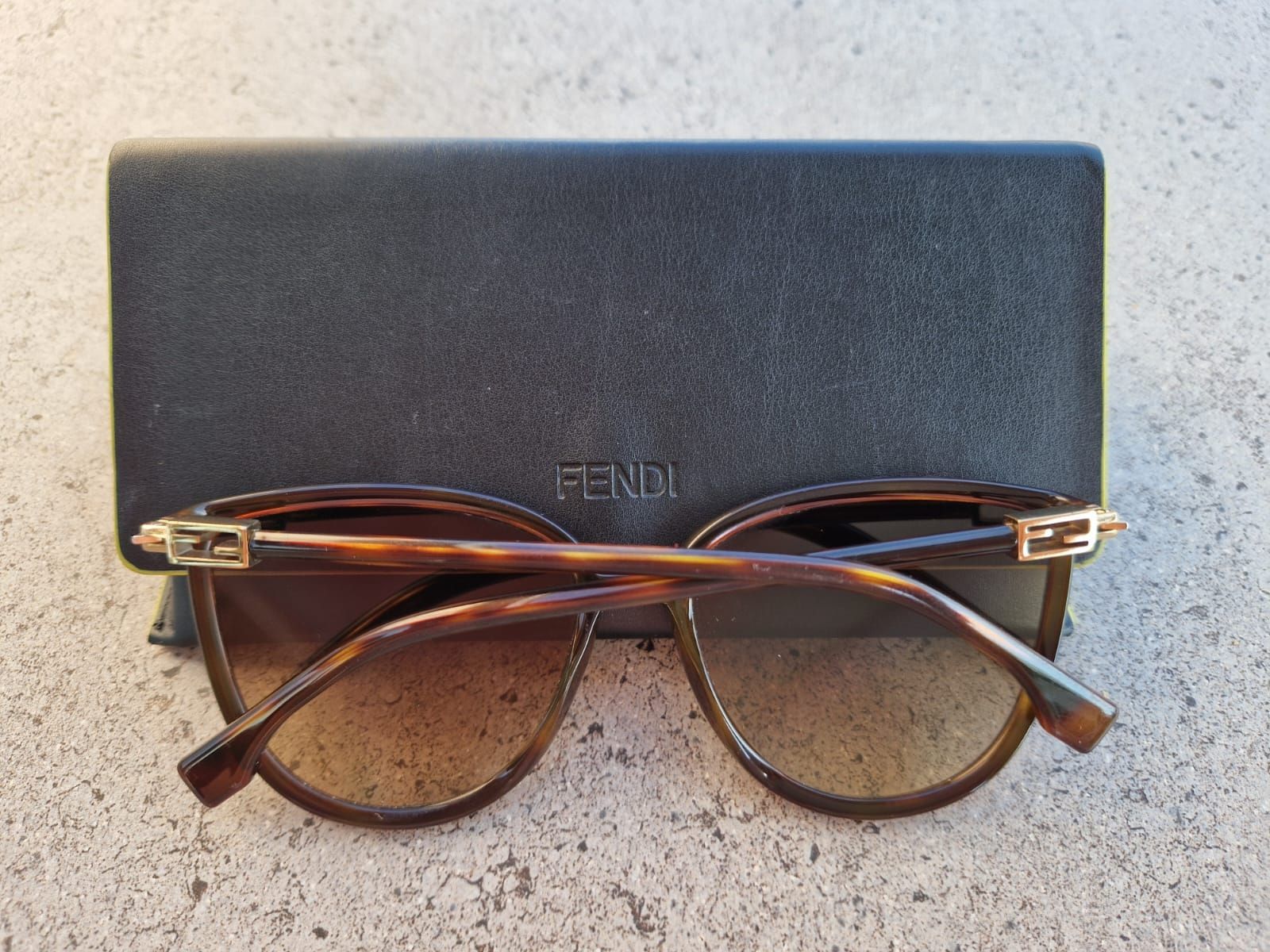 Fendi Brillen & Gläser: Fendi Sonnenbrille – Gebraucht aus Au ZH von lau_tc7h 2