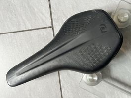 Rennrad Sattel Velosattel Syncro Belcara Carbon MtBike