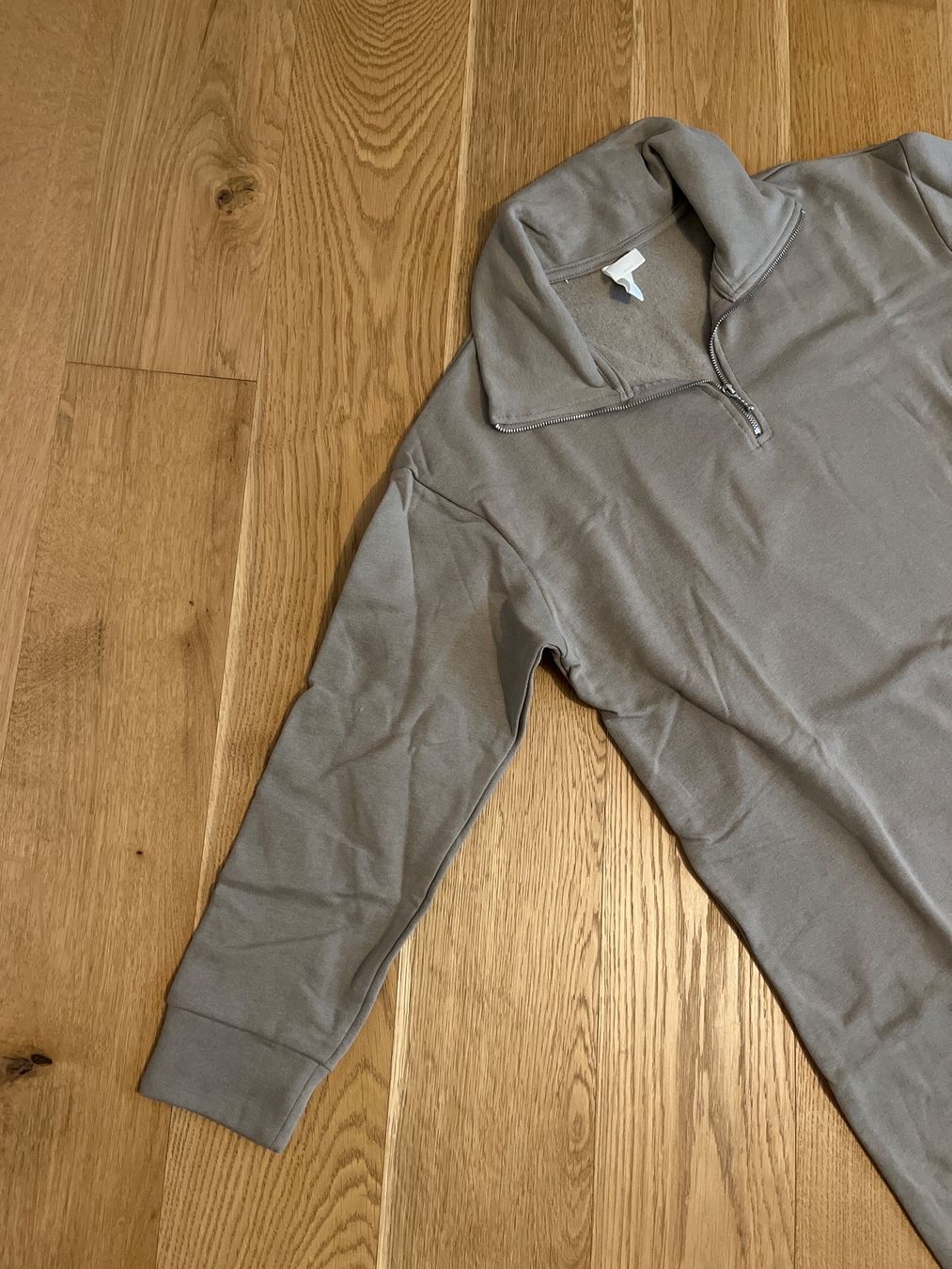 H&M Pulls & Sweat-shirts: Pullover H&M – D'occasion à Zofingen par saaraaah___ 1