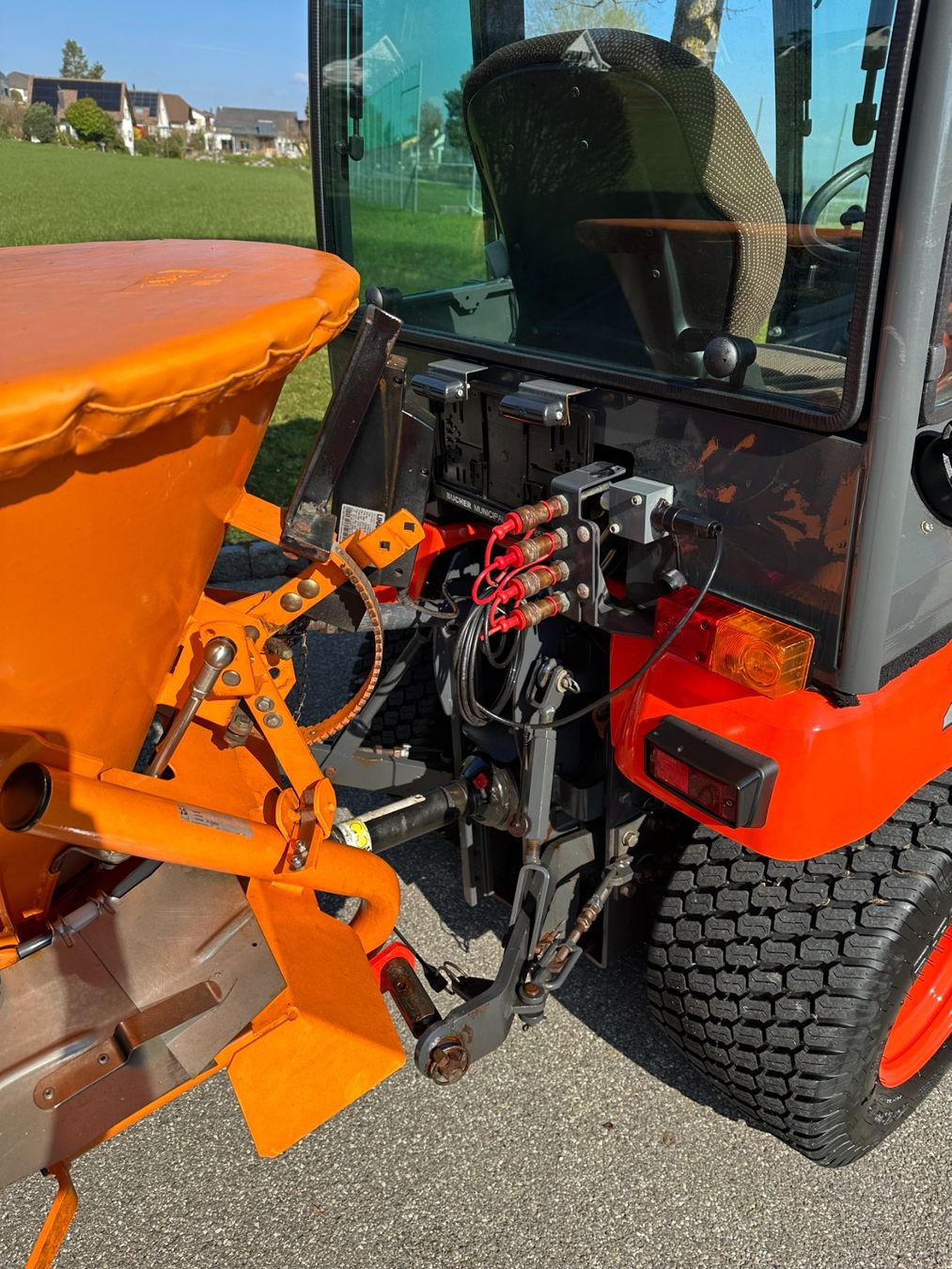 Kubota Tagliaerba: Kubota Rasentraktor BX 2350 EC – Usato da Brütten venduto da Holdi06 5