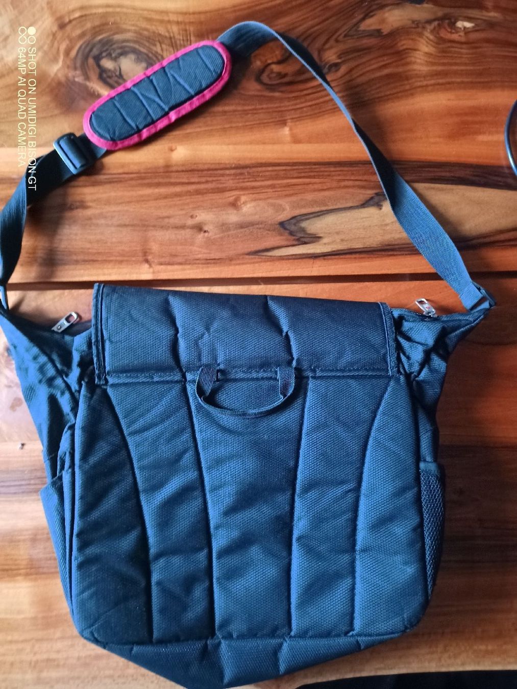 Strellson Borse: Wenger Messenger Bag – Usato da Bern venduto da paultschur11 1