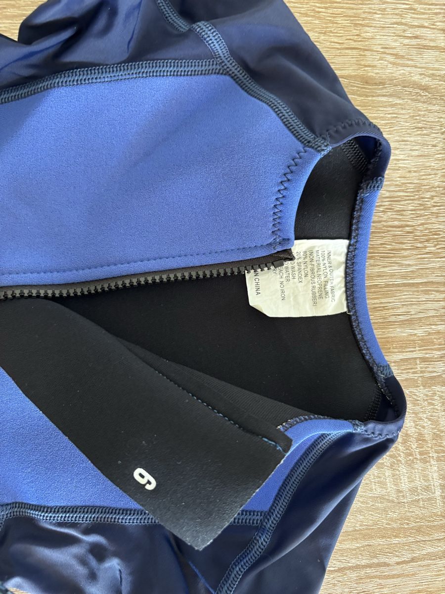 Costumi da bagno: Neopren Anzug kurz Gr 110/116 – Usato da Ebikon venduto da Regipe 1