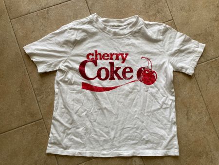 Weisses T-Shirt mit Cherry Coke Aufdruck, Grösse ca. M