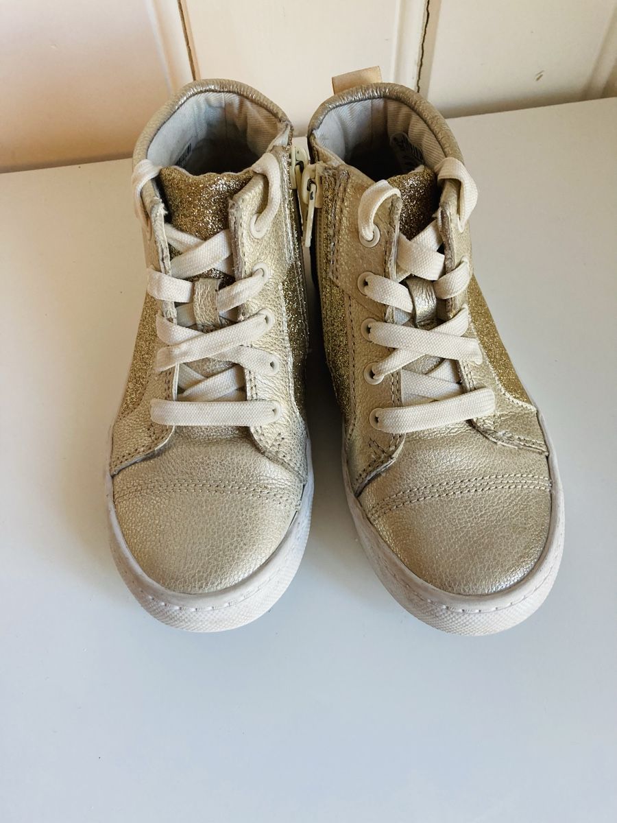 Clarks Schuhe für Mädchen: Clarks Mädchenschuhe – Größe 28.5 – Gebraucht aus Zäziwil von kbr_jd95 1