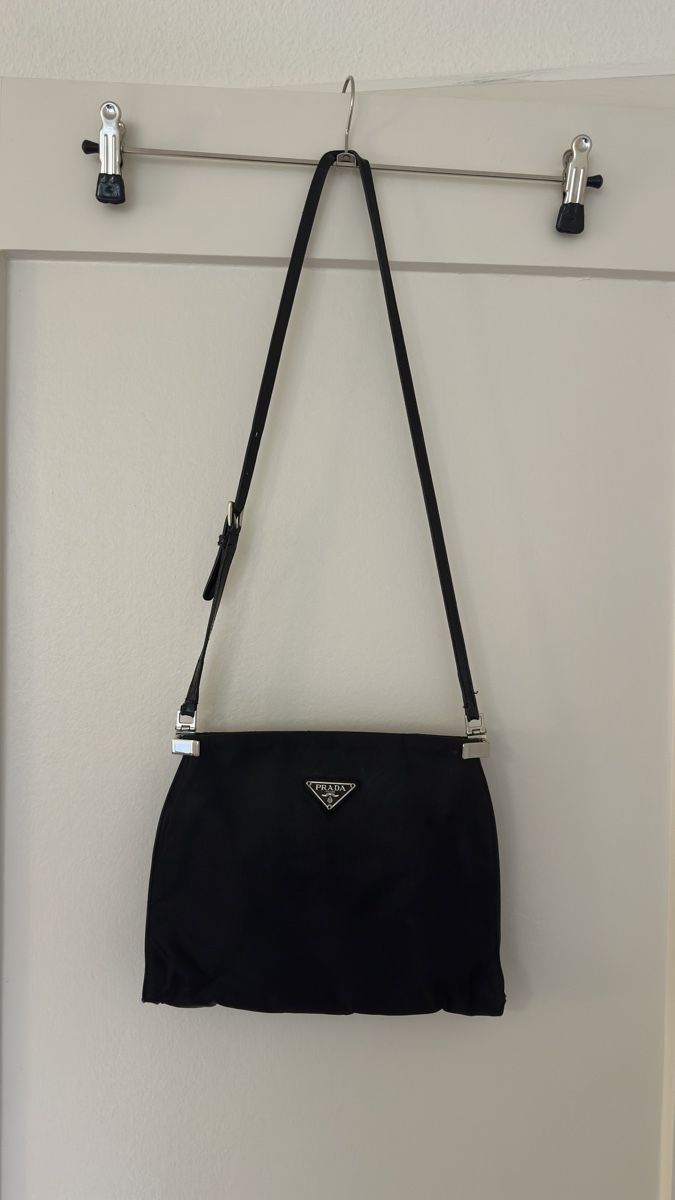 Prada Borse: vintage prada tasche – Usato da Basel venduto da ndeon