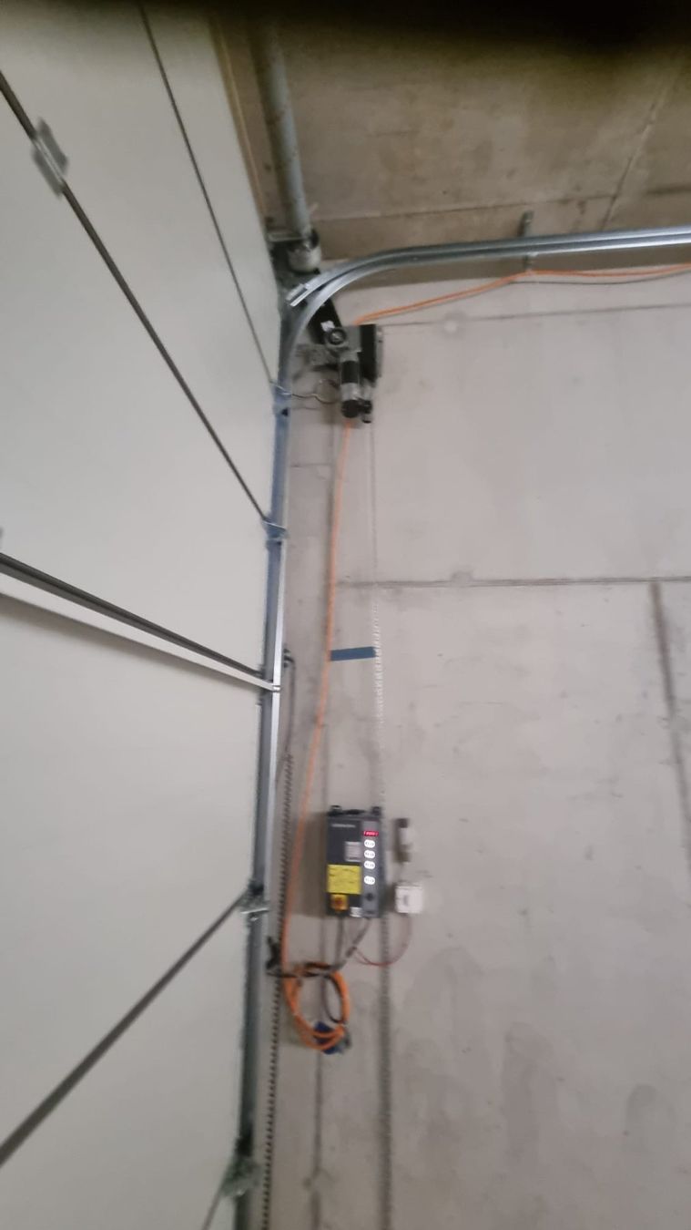 Hörmann Porte: Hörmann Garagentor – Usato da Chur venduto da pet_w8vp 2