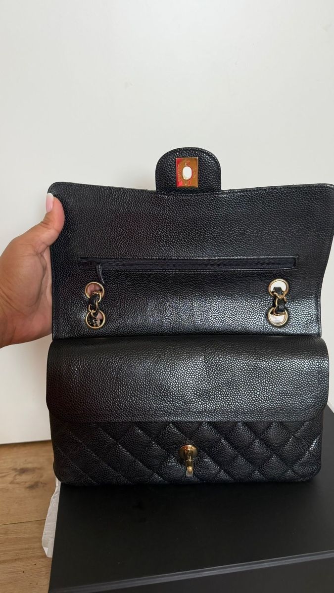 Chanel Borse da donna: Chanel Classic Timeless Medium Double Flap Black Caviar/Grai – Usato da Münchenstein venduto da watchpatrol 6