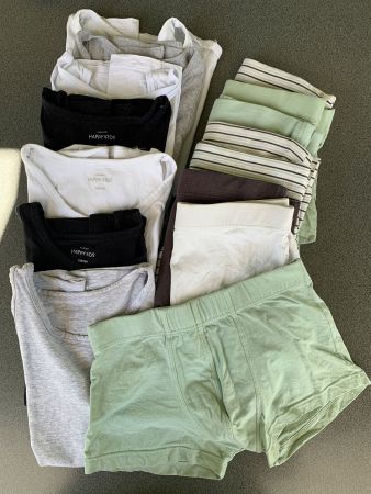 Unterhosen und Unterhemden